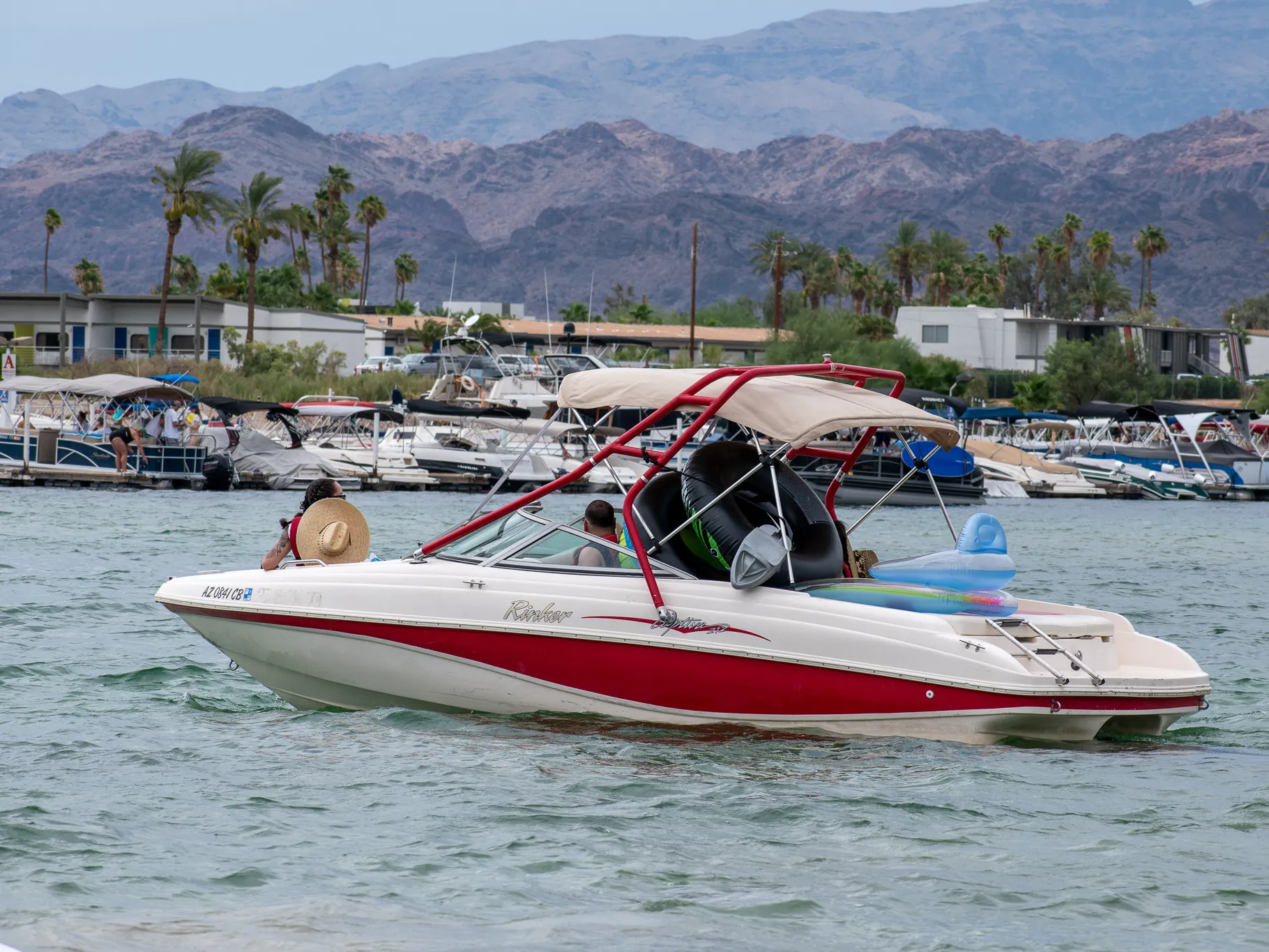 beach shack rentals ski boat